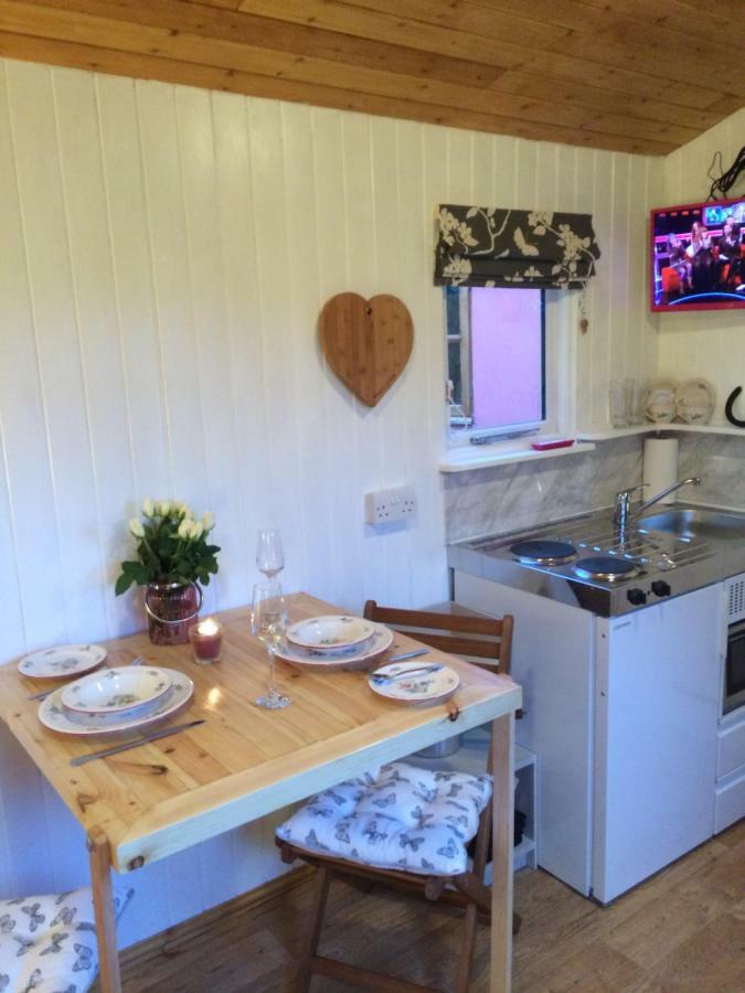 The Hideaway At Duffryn Mawr Self Catering Cottages Cowbridge Exterior foto